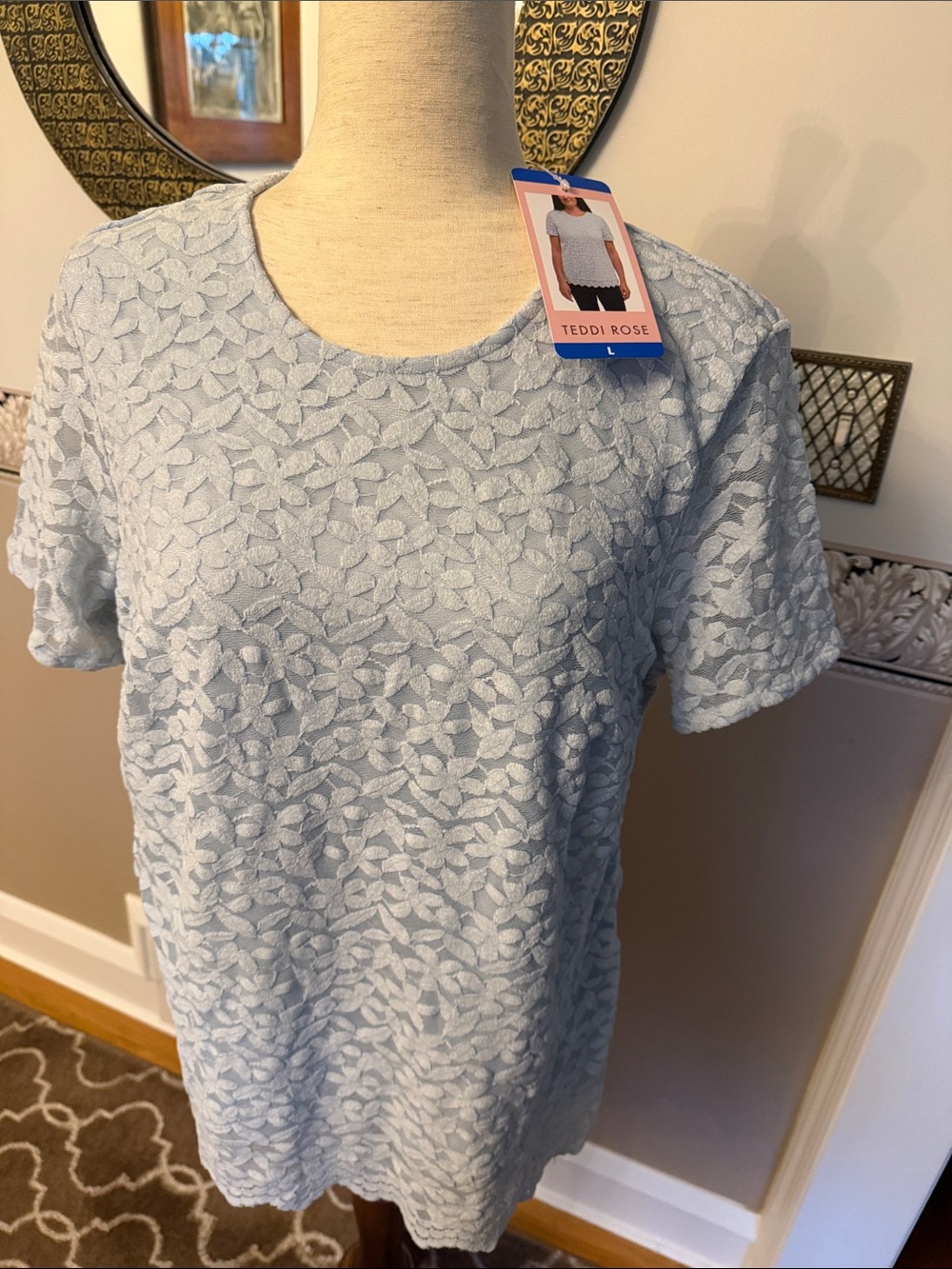 NEW with tags Women's Light Blue Lace Overlay Short Sleeve Top large